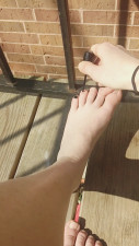 WickedWillow - Toenail painting in the sun