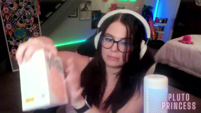 plutoprincess69 - Unboxing my FIRST EVER Labubu