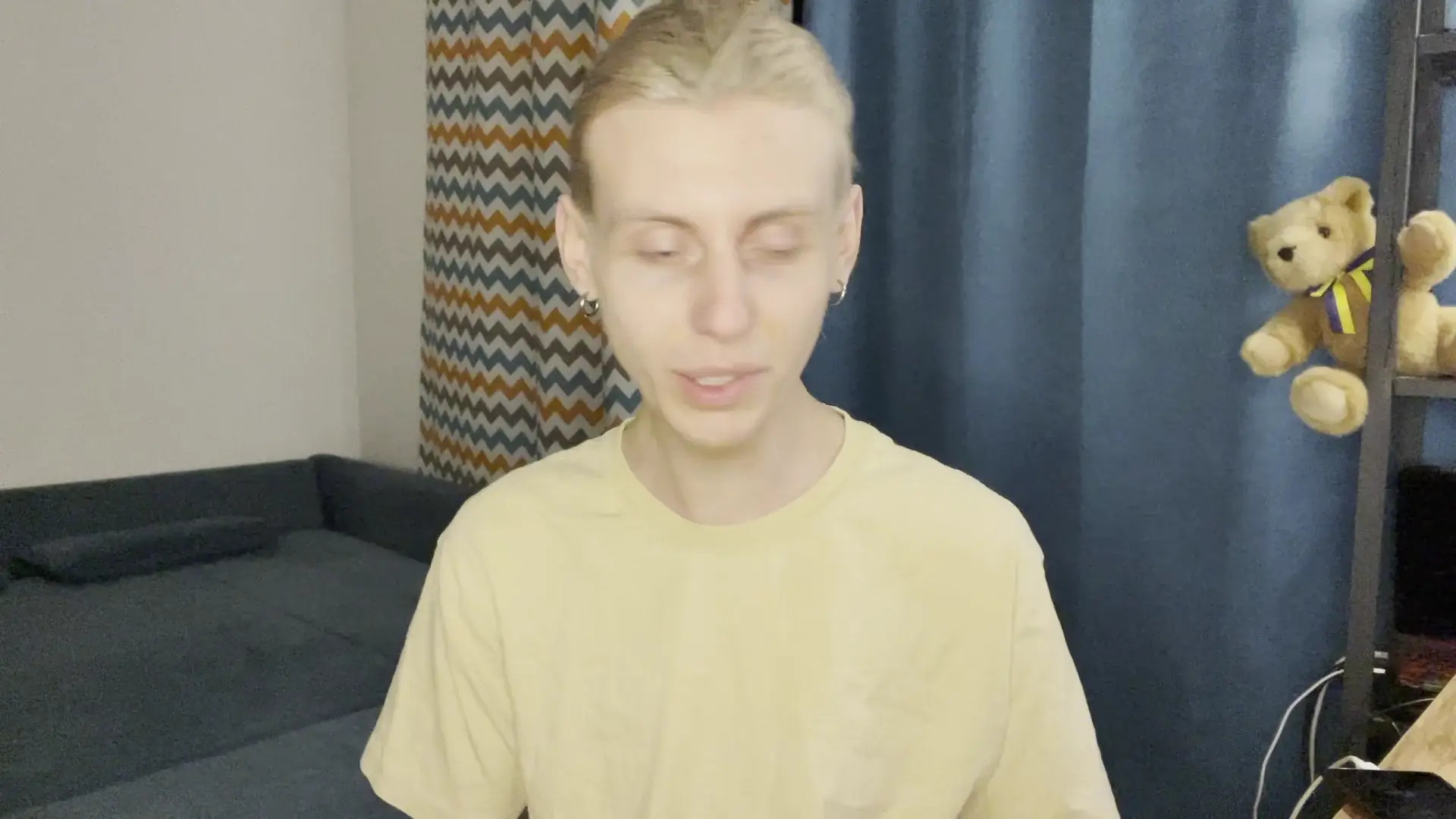Exclusive Leak: vlad_hourwitz - Ukranian speaking twink invites you for a vegan crazy pizza - Stream in FullHD | Hotleakxxx.com