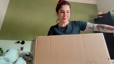 Cleopatrax19 - Unboxing New toy
