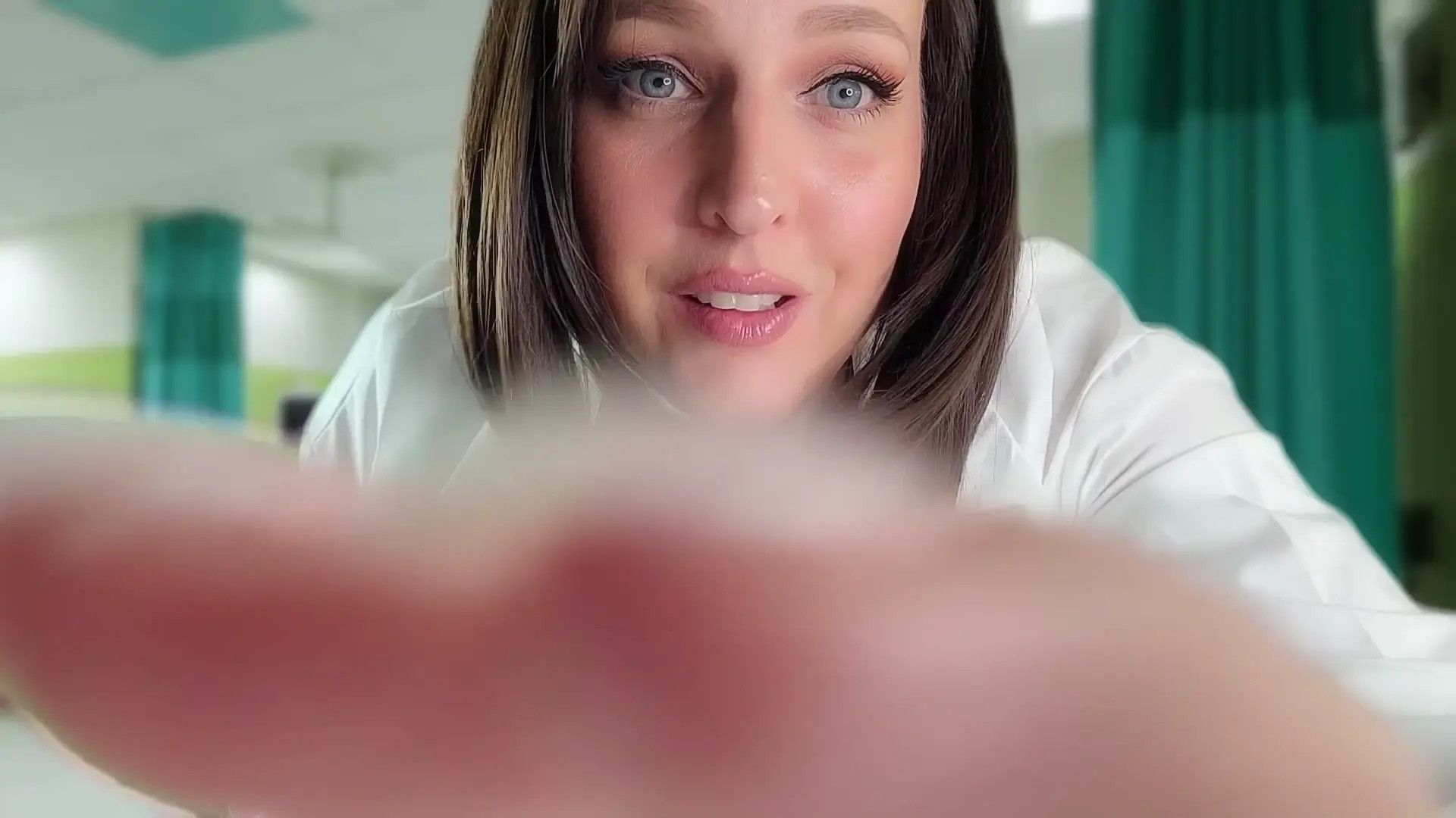 Exclusive Leak: AurasmicASMR - Best Medical Exam with 7 Doctors - ASMR - Stream in FullHD | Hotleakxxx.com