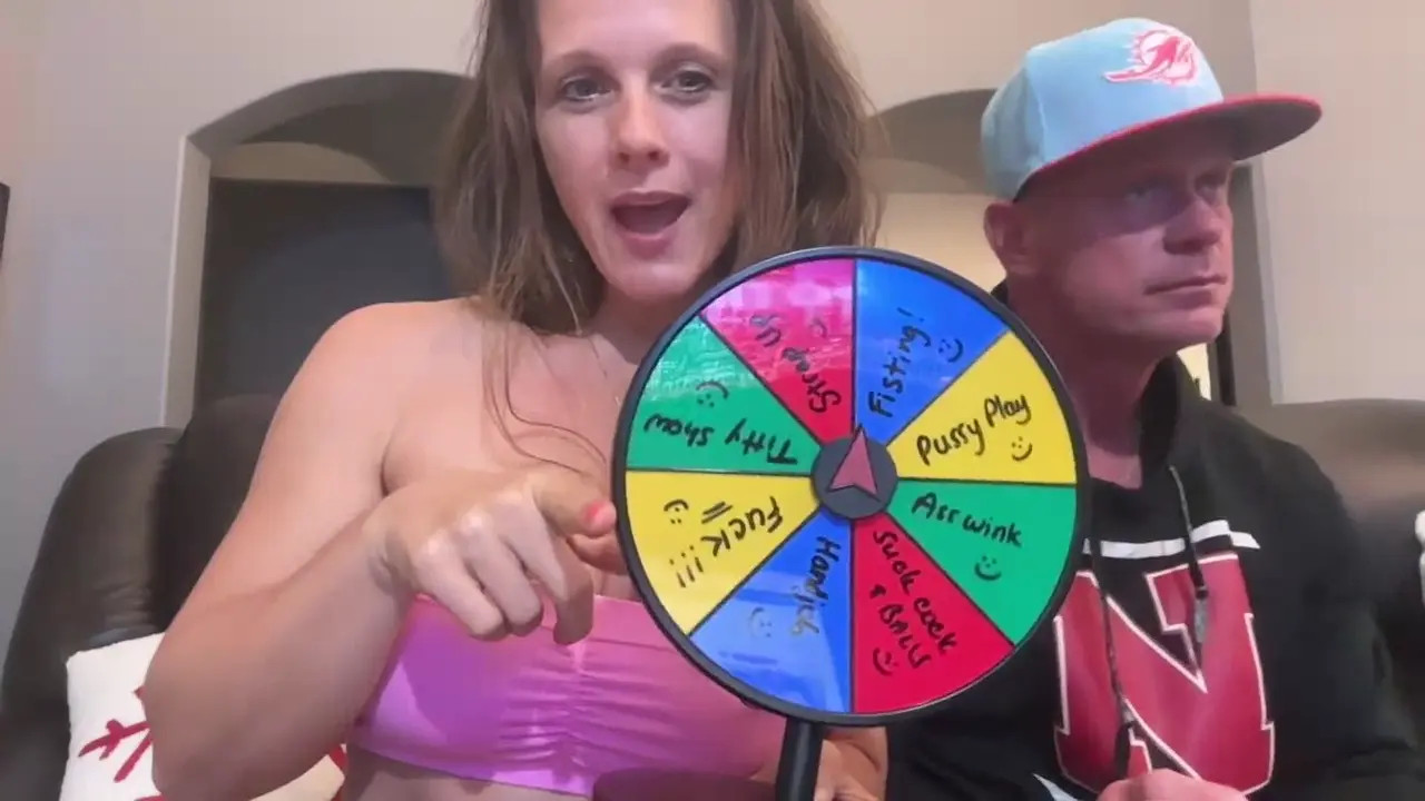 Exclusive Leak: FitNaughtyCouple - LIVE SHOW with FitNaughtyCouple - Stream in FullHD | Hotleakxxx.com