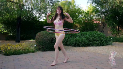 zivafey - Ziva Fey - Hula Hoop