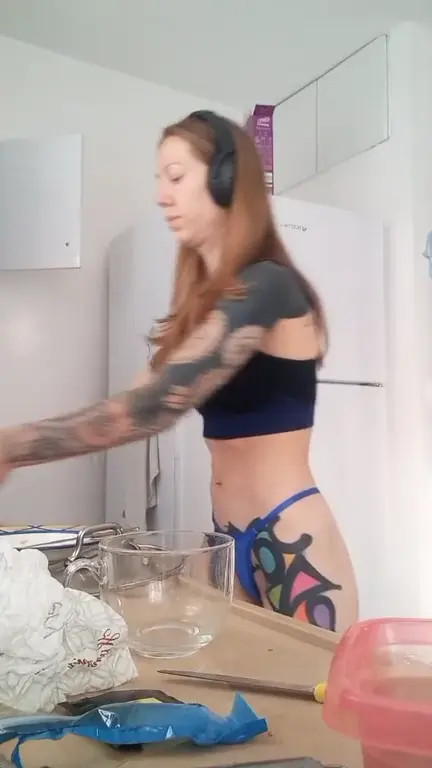 Exclusive Leak: Freya Volt - Freya Volt washes her dishes - Stream in FullHD | Hotleakxxx.com