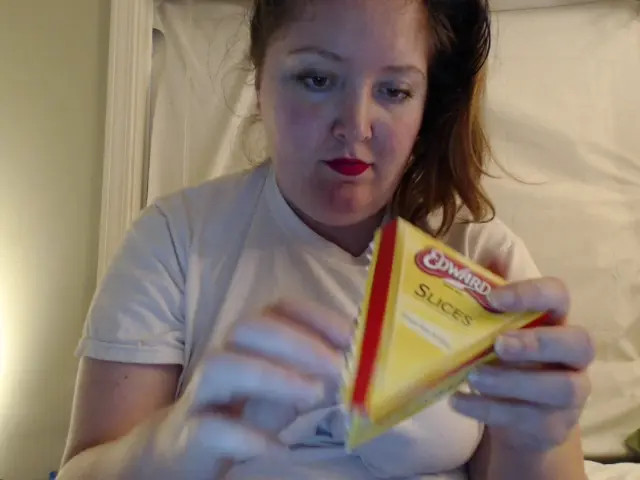 Exclusive Leak: RedJaney - Cheesecake in My Braces BBW Eating Vid - Stream in FullHD | Hotleakxxx.com