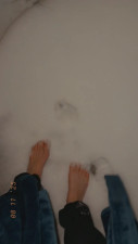 Thchic88 - Snow foot prints
