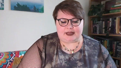 Weird Wood - Cozy Reading Vlog - Queer Romantasy,  Stickers & Journalling