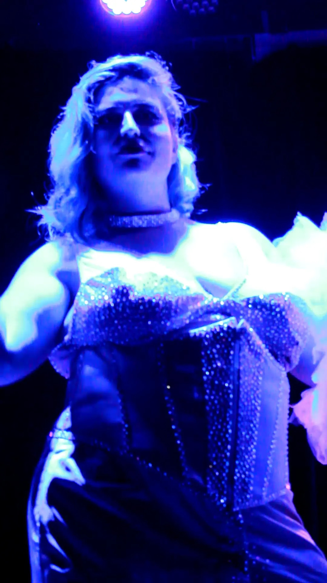 Exclusive Leak: Goddess Lara Lee - Burlesque show with Lara - Stream in FullHD | Hotleakxxx.com