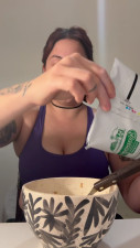 toiaxxx - Eating before training
