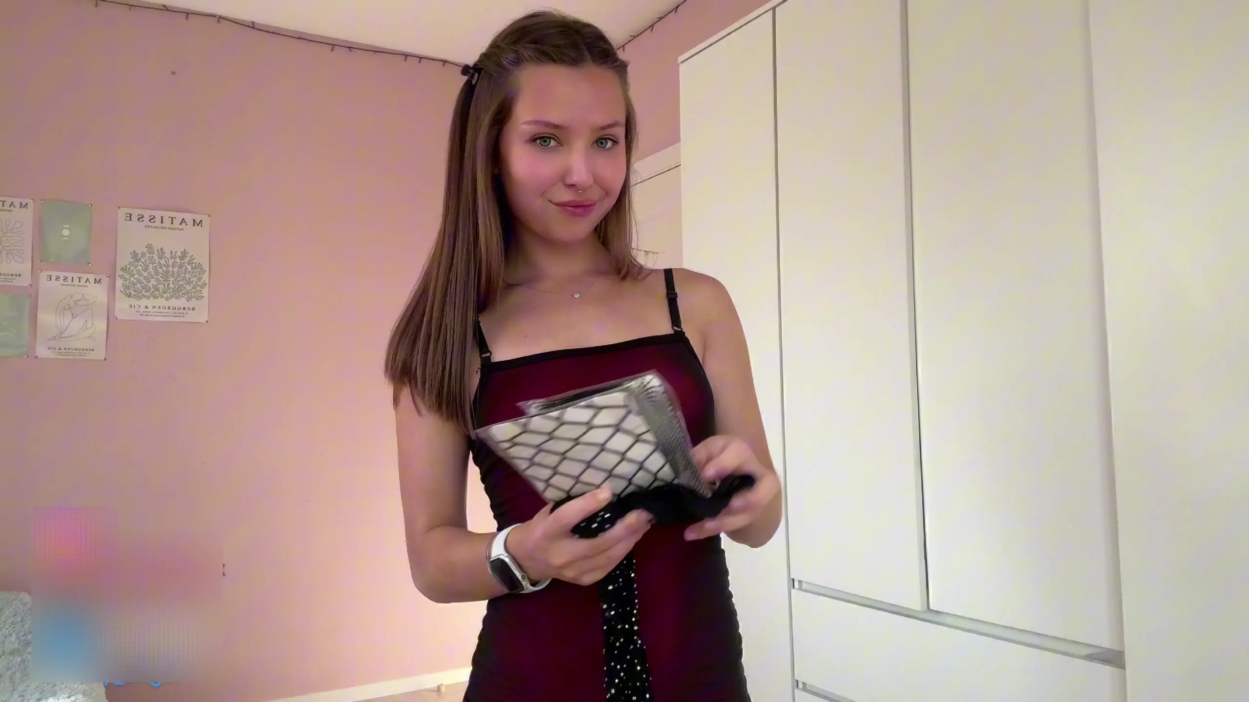 Exclusive Leak: tinyangel - Fishnet Try-On Tease - Stream in FullHD | Hotleakxxx.com