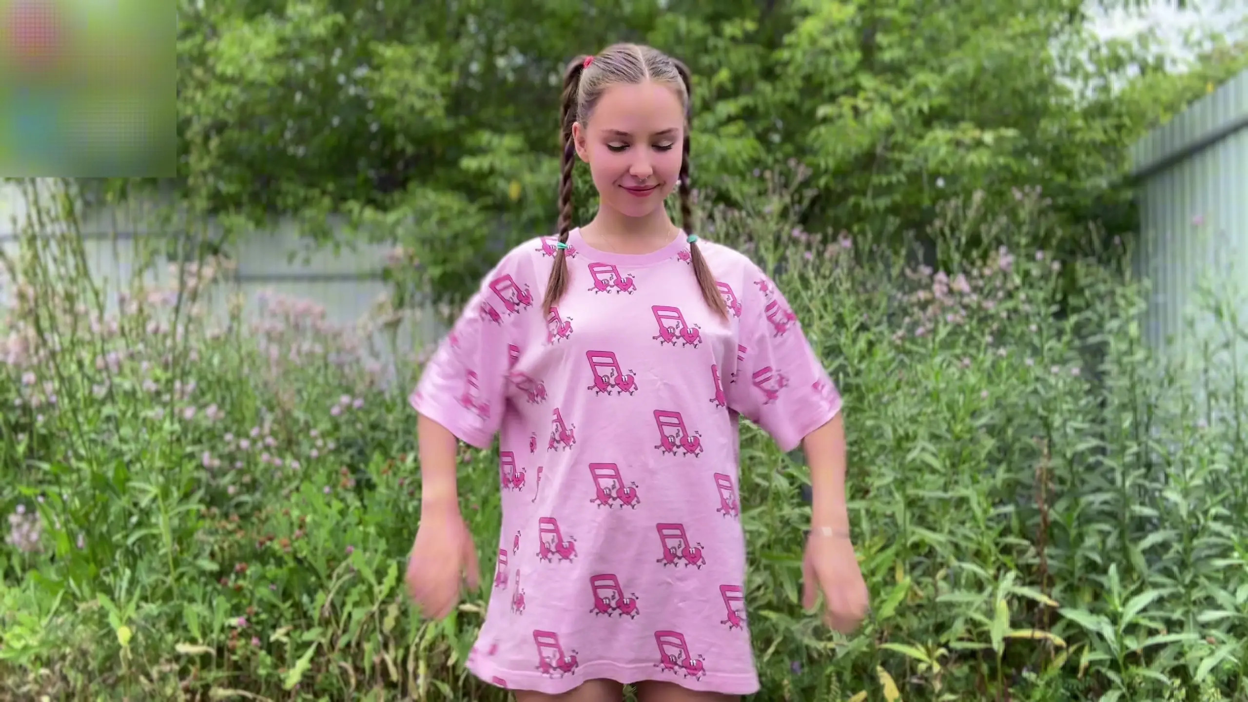 Exclusive Leak: tinyangel - Outdoor Bikini Try-On - Stream in FullHD | Hotleakxxx.com