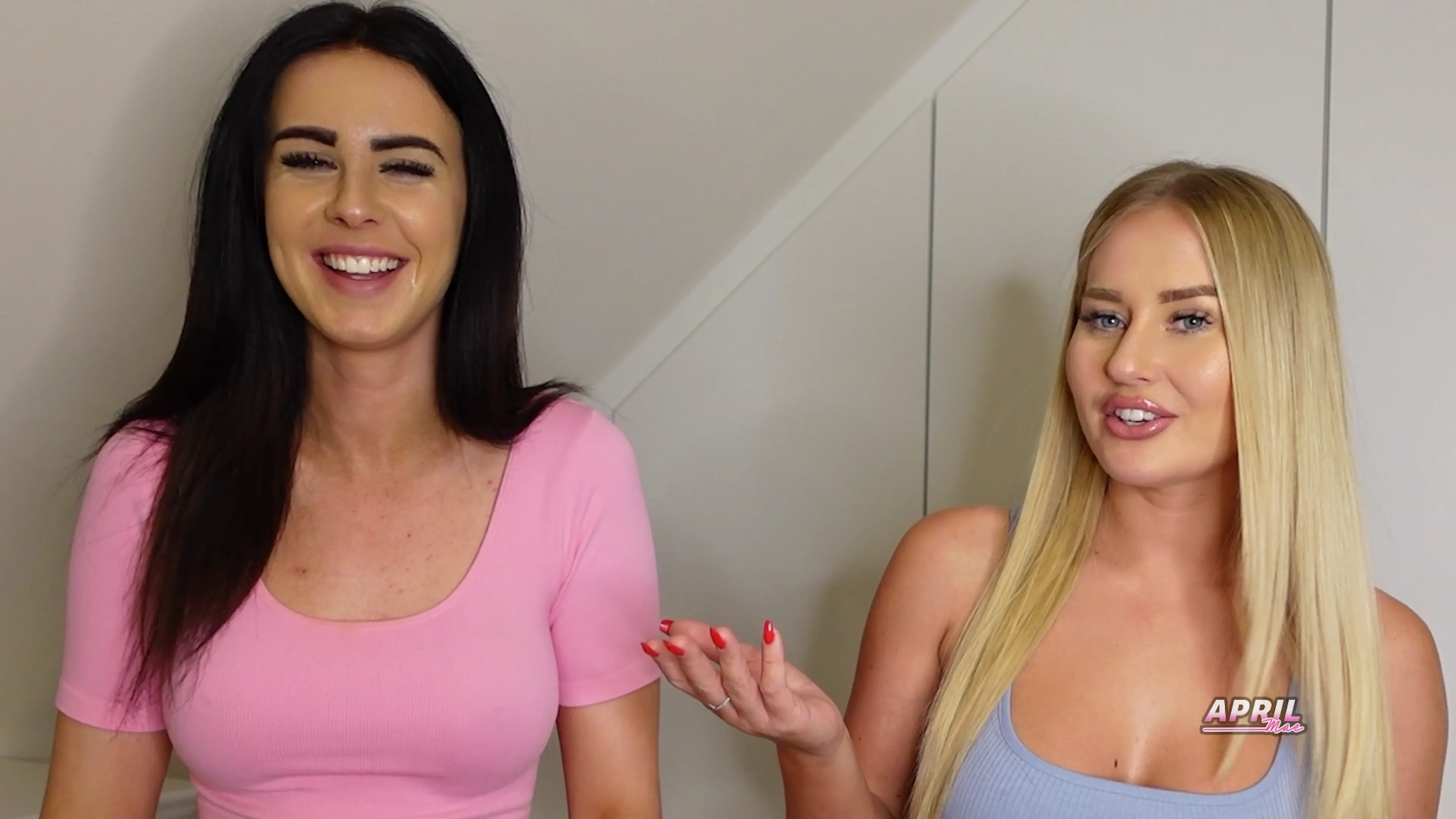 Exclusive Leak: Aprilmaexox - Bodysuit Lingerie Try On Haul - Stream in FullHD | Hotleakxxx.com