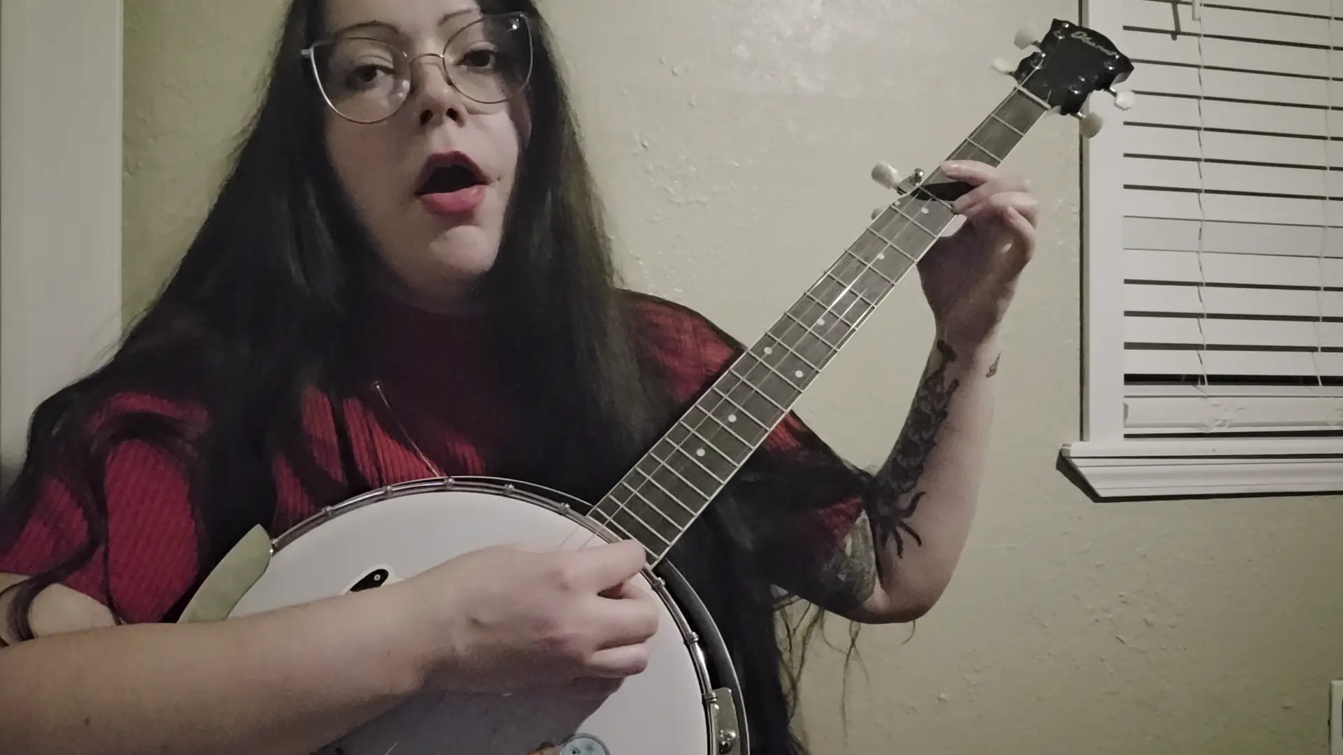 Exclusive Leak: Gwenna Plum - Velvet Peacocks Original Song Clip - Stream in FullHD | Hotleakxxx.com