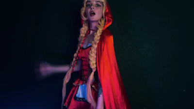 Lil cosplay slut - Little Red Riding Hood - Funny Dance