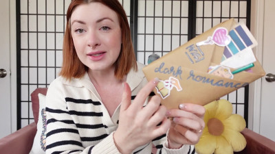itskinkerbell - Mystery Book Unboxing