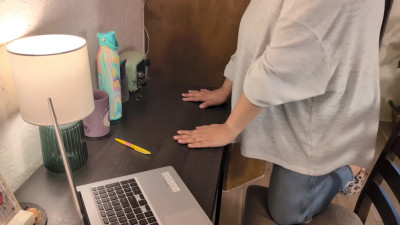 JaneDoeOreo - Desk ASMR SFW