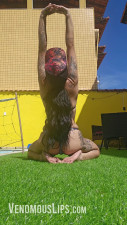 Venomous Lips - Good Morning Yoga with Your Bikini Mommy