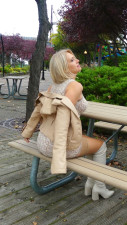 Bonnie Wicca - A DAY OUT ON A PHOTOSHOOT