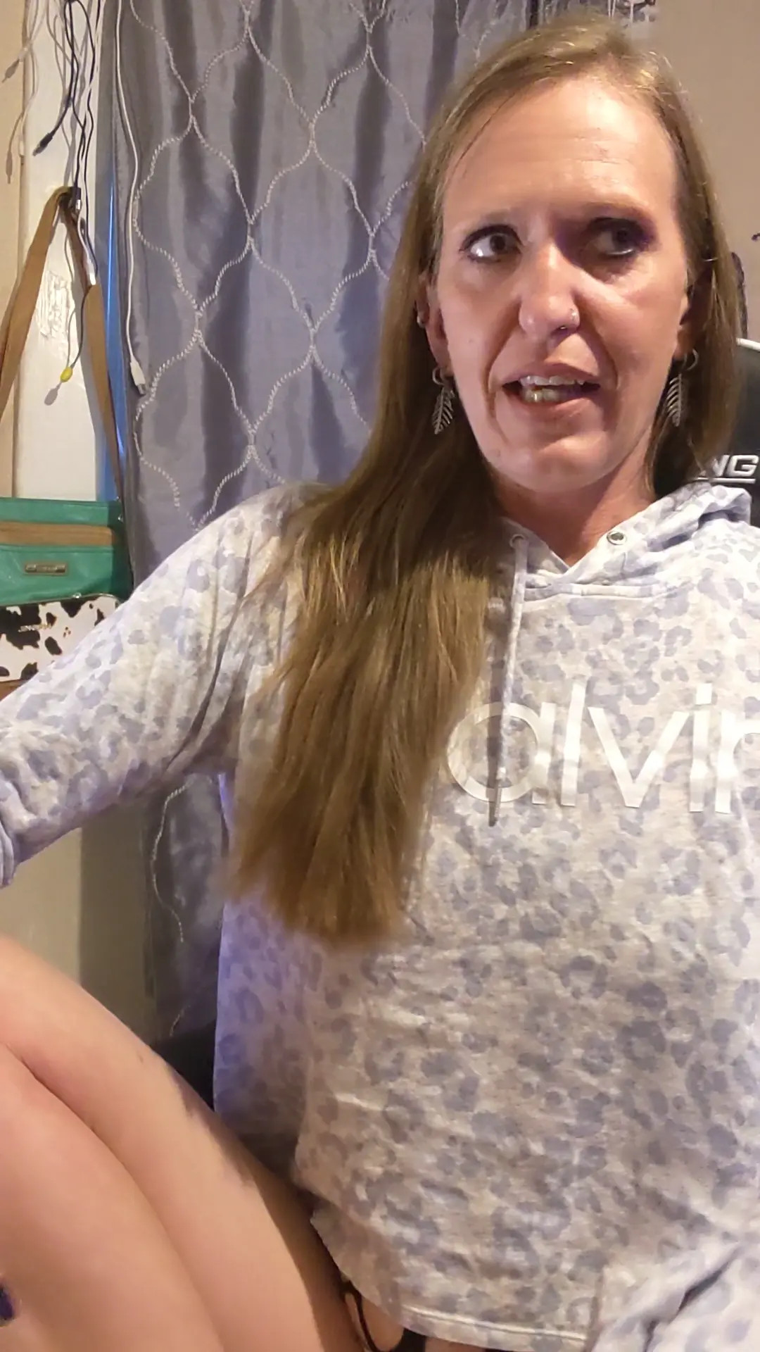 Exclusive Leak: Kristycakes - Getting everything ready before streaming - Stream in FullHD | Hotleakxxx.com