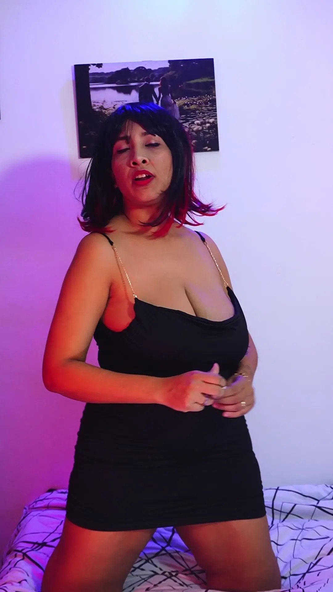 Exclusive Leak: MilkyDallas - Smoking in a date dress - Stream in FullHD | Hotleakxxx.com
