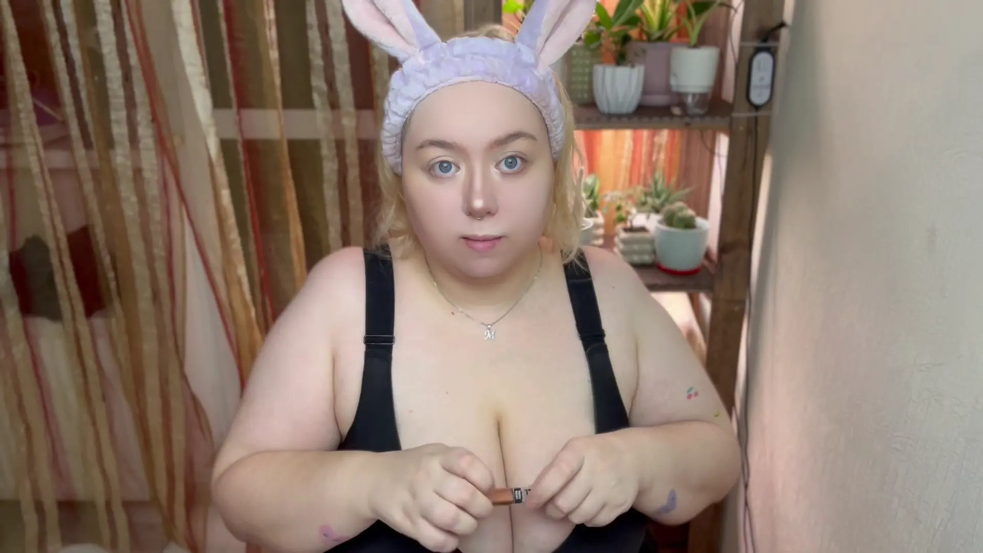 Exclusive Leak: MollyCruel - Bimbo Makeup Process - Stream in FullHD | Hotleakxxx.com
