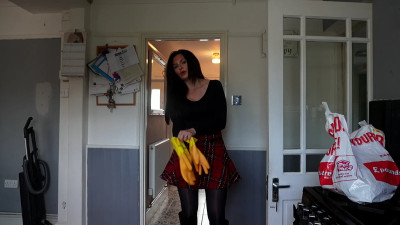 Jessica Sin Official - Hoovering and mopping my tiled floor with gloves