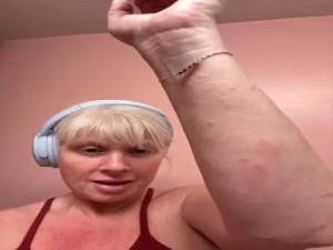 PaintedRose - Rosie At Home: Gym Day and Poison Ivy Again LOL