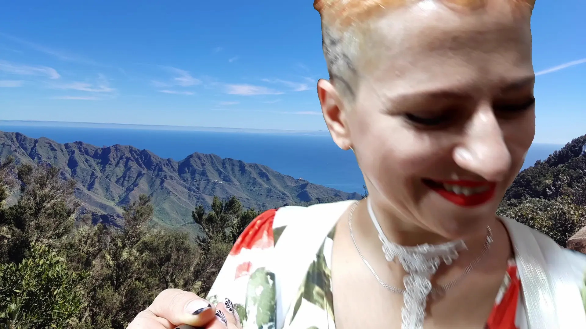 Exclusive Leak: Hotcamlive - SFW Do I look like a butterfly - Stream in FullHD | Hotleakxxx.com