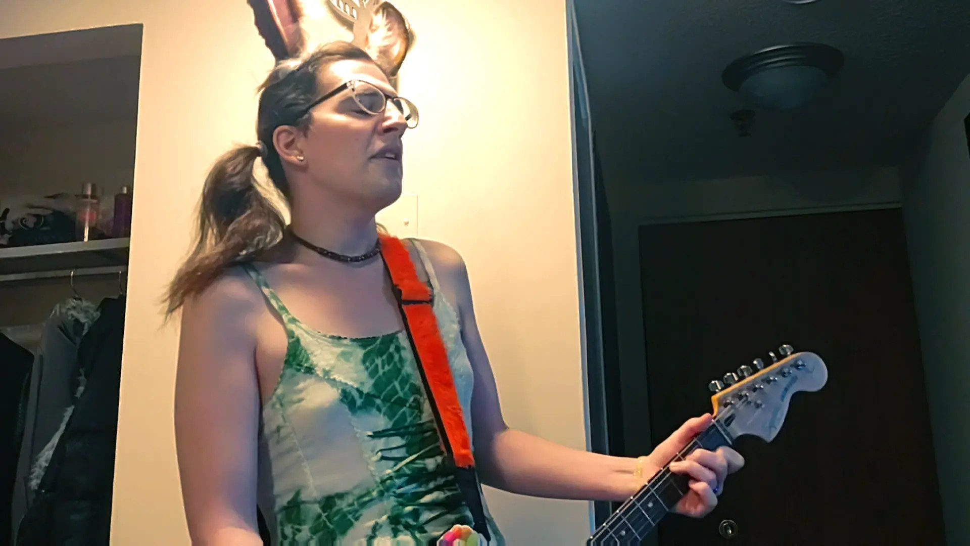 Exclusive Leak: KrissyBunny - Singing "Peter Cottontail" for Easter - Stream in FullHD | Hotleakxxx.com