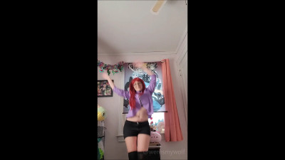 WeresMyWolf - Karin from Naruto Shippuden doing the Bacchikoi Dance