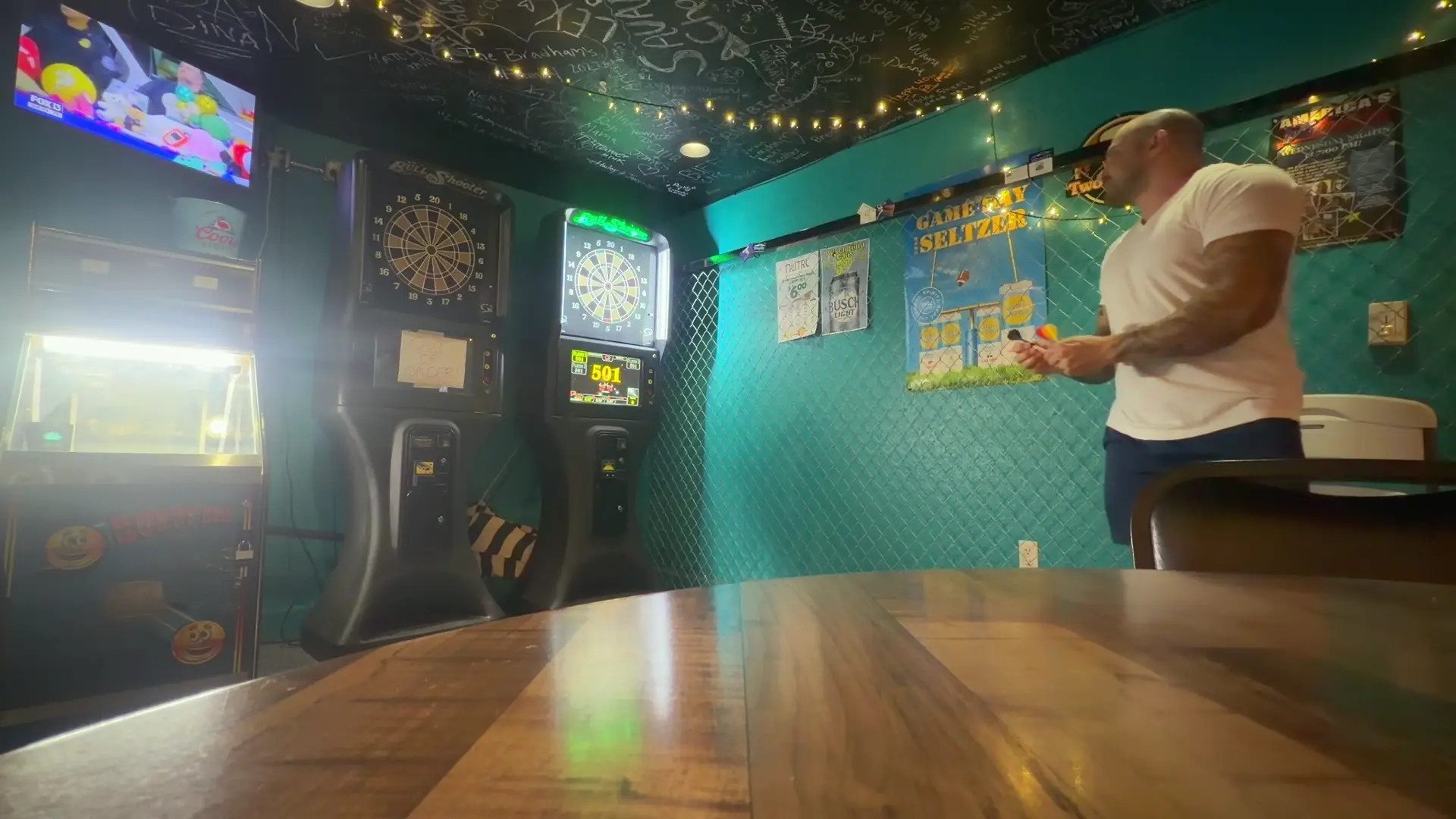 Exclusive Leak: xNatashaGrey - SFW - Winning at Darts - Stream in FullHD | Hotleakxxx.com