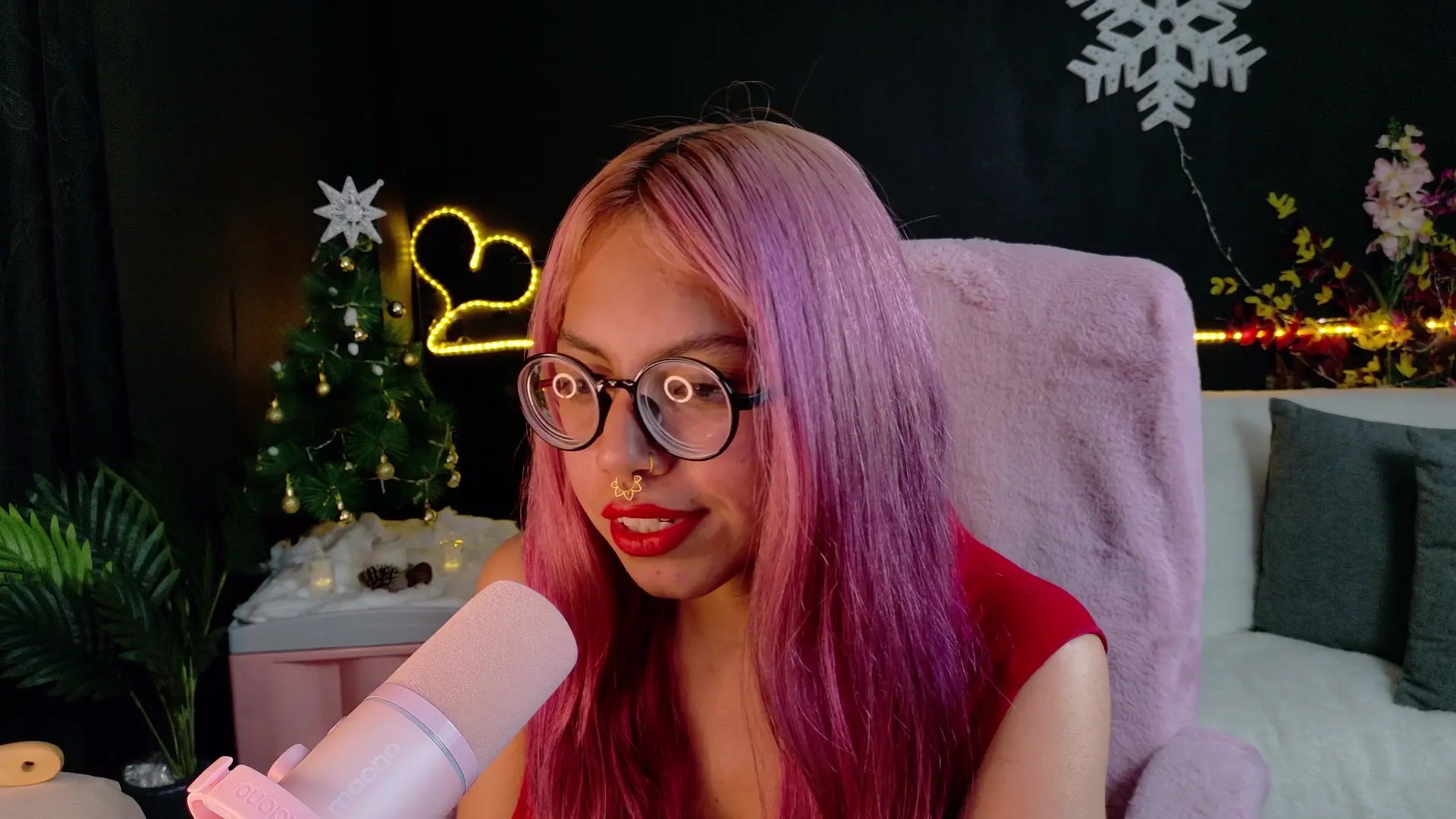 Exclusive Leak: naturalmariahun1 - Reading Delta of Venus: The Hungarian Adventurer Part 1 - Stream in FullHD | Hotleakxxx.com
