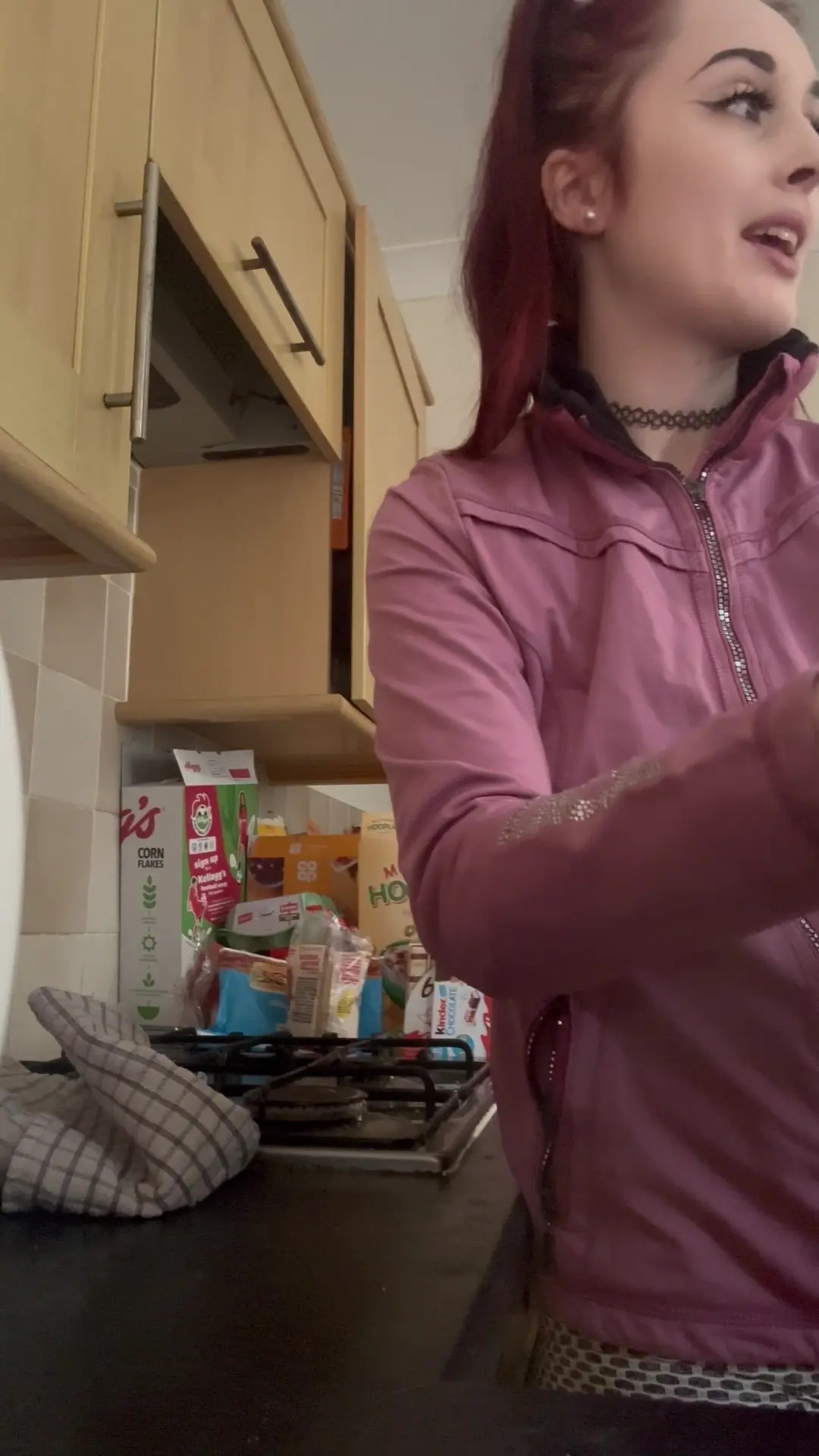 Exclusive Leak: Ellielouise23 - Baking cookies - Stream in FullHD | Hotleakxxx.com