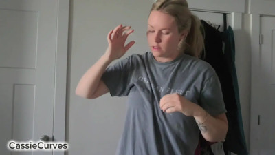 Cassie Curves - So sweaty