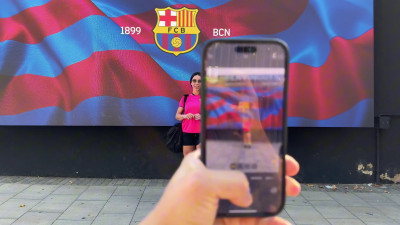 Jason carrera - I MET TOURIST GIRL AT THE FC BARCELONA FOOTBALL STADIUM