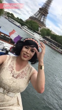 Lexxie Chantilly - Tgirl flashing in Paris - Free Preview