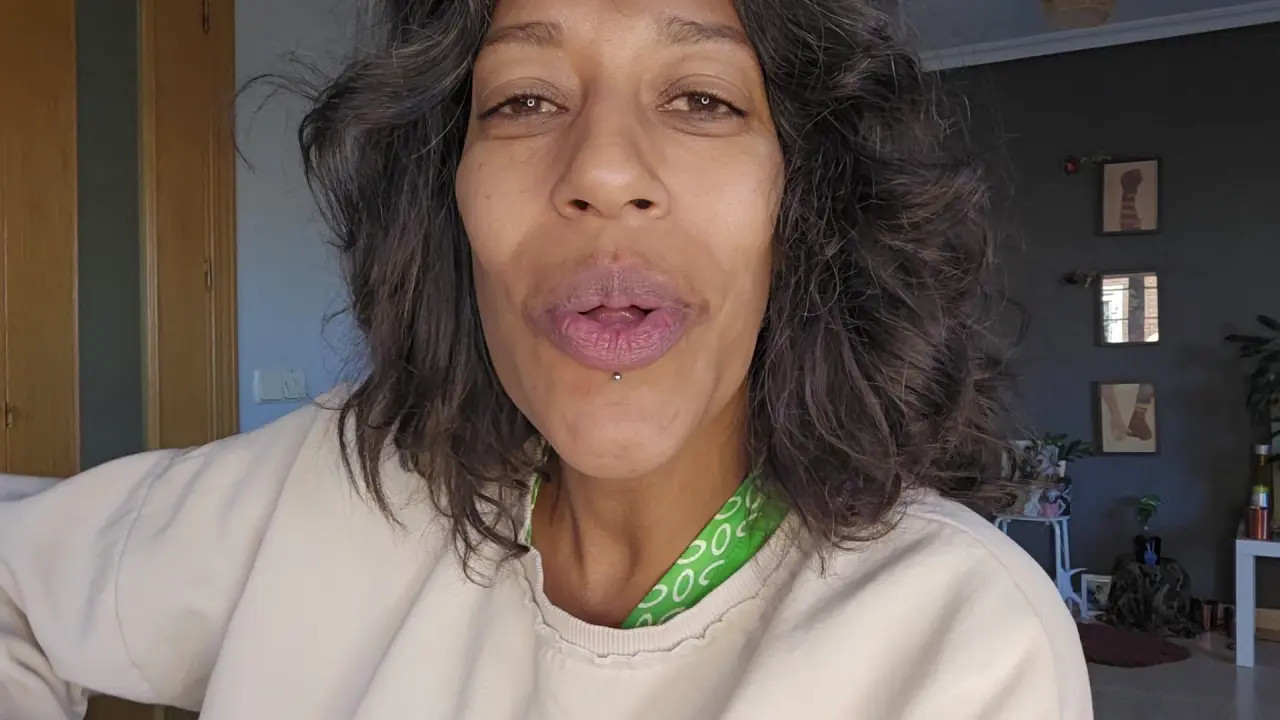Exclusive Leak: GoldenLace - 101 questions about Goldenlace pt1 - Stream in FullHD | Hotleakxxx.com