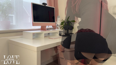 Esluna Love - WHILE AT WORK ASMR