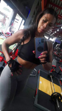 vanemilfit - i show my beautiful legs for you