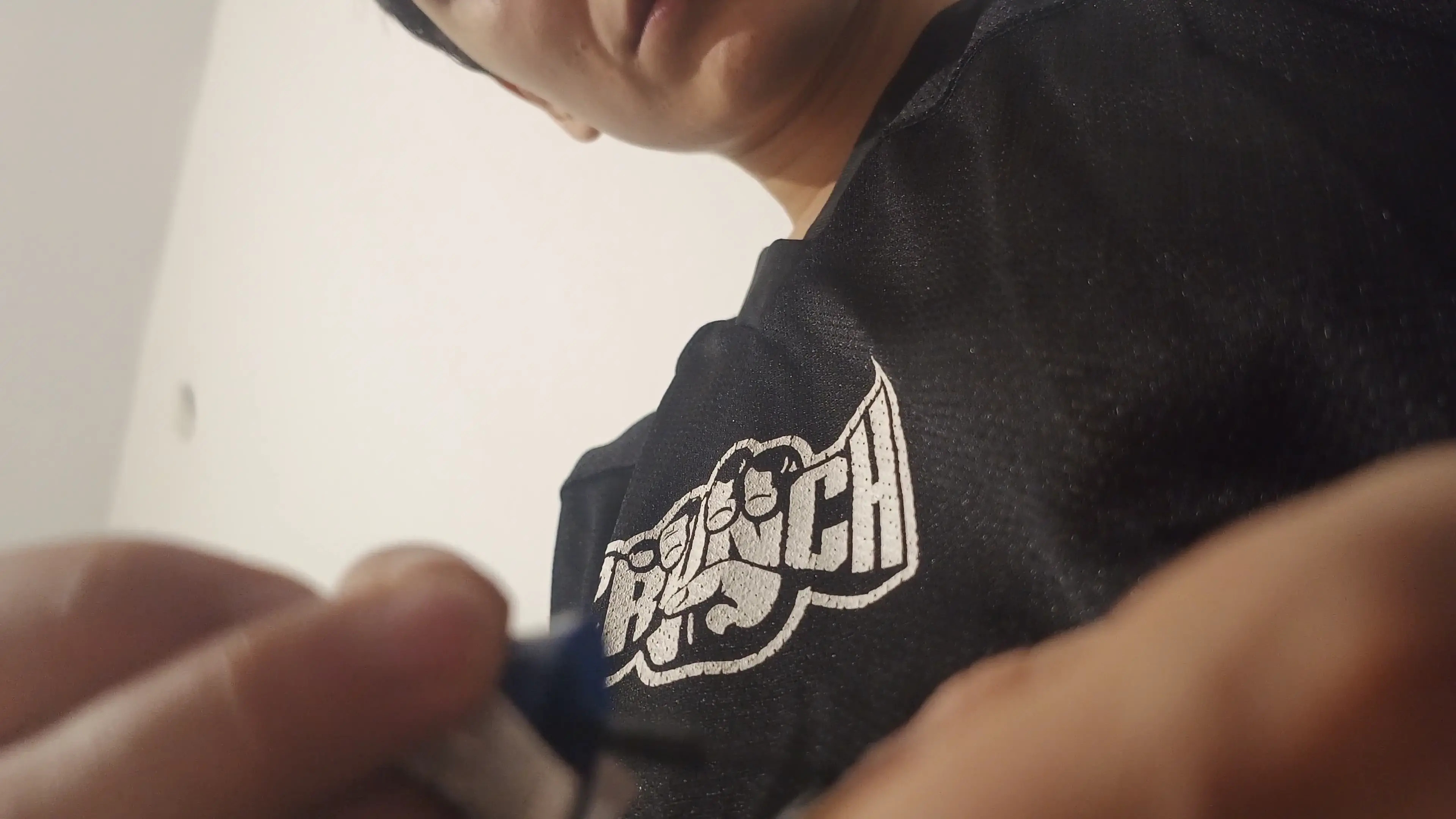Exclusive Leak: AkameQueen - Painting nails - Stream in FullHD | Hotleakxxx.com