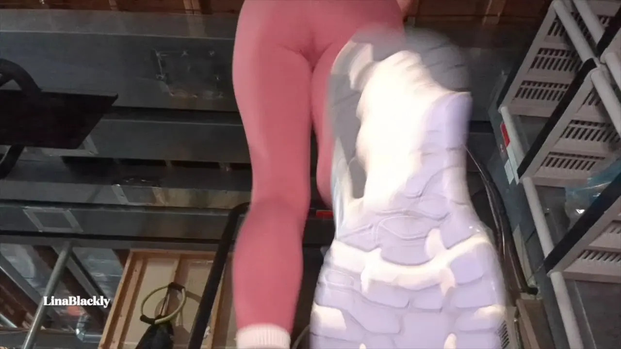 Exclusive Leak: LinaBlackly - Unaware Giantess Free Walking Vid Sneaker Fetish - Stream in FullHD | Hotleakxxx.com