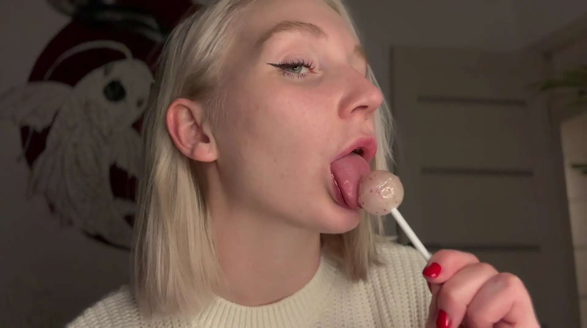 Exclusive Leak: Seegirl - Delicious Chupa Chups - Stream in FullHD | Hotleakxxx.com