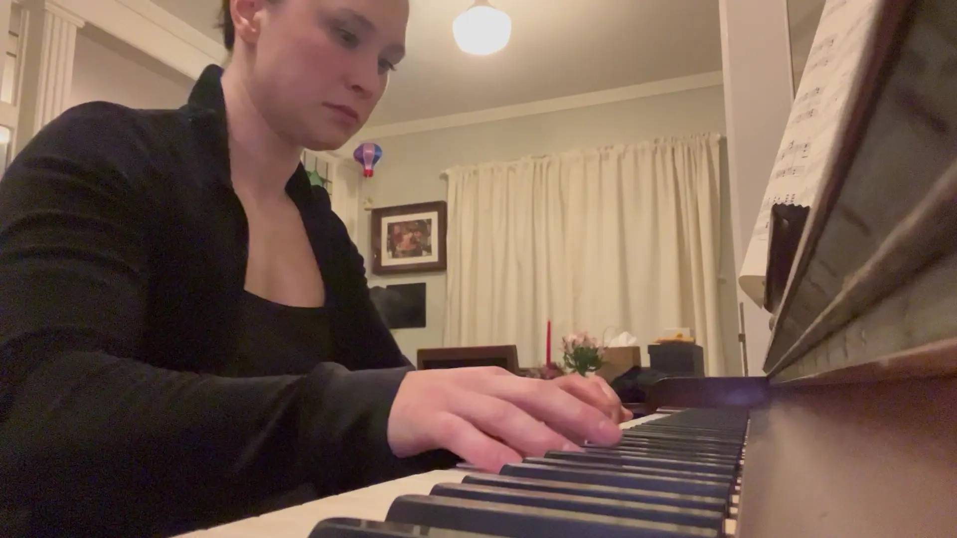 Exclusive Leak: Secretlittle - SFW Piano Playtime With Your Girlfriend - Stream in FullHD | Hotleakxxx.com