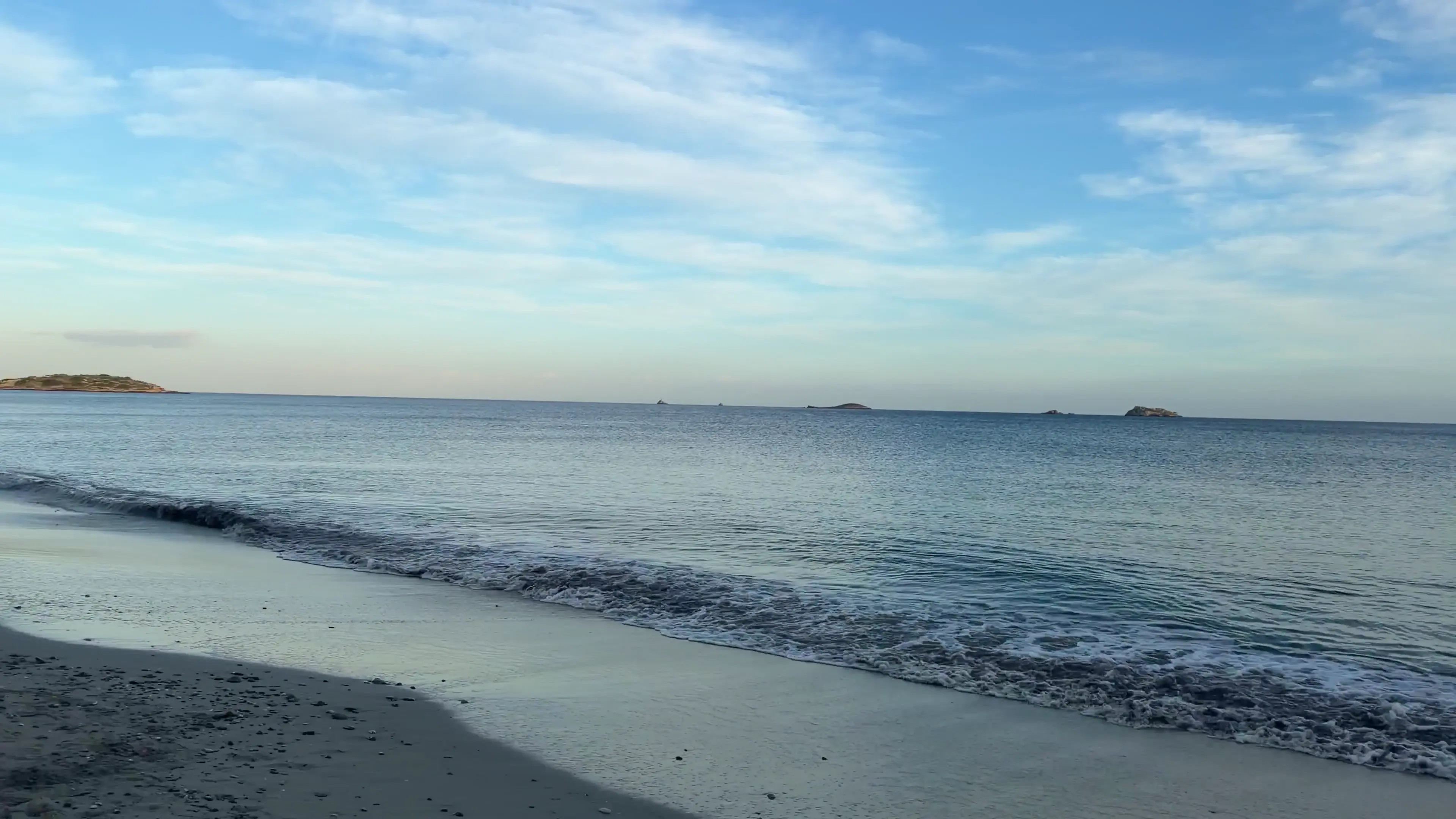 Exclusive Leak: EmmaVibe - Playa de bossa beach - Stream in FullHD | Hotleakxxx.com