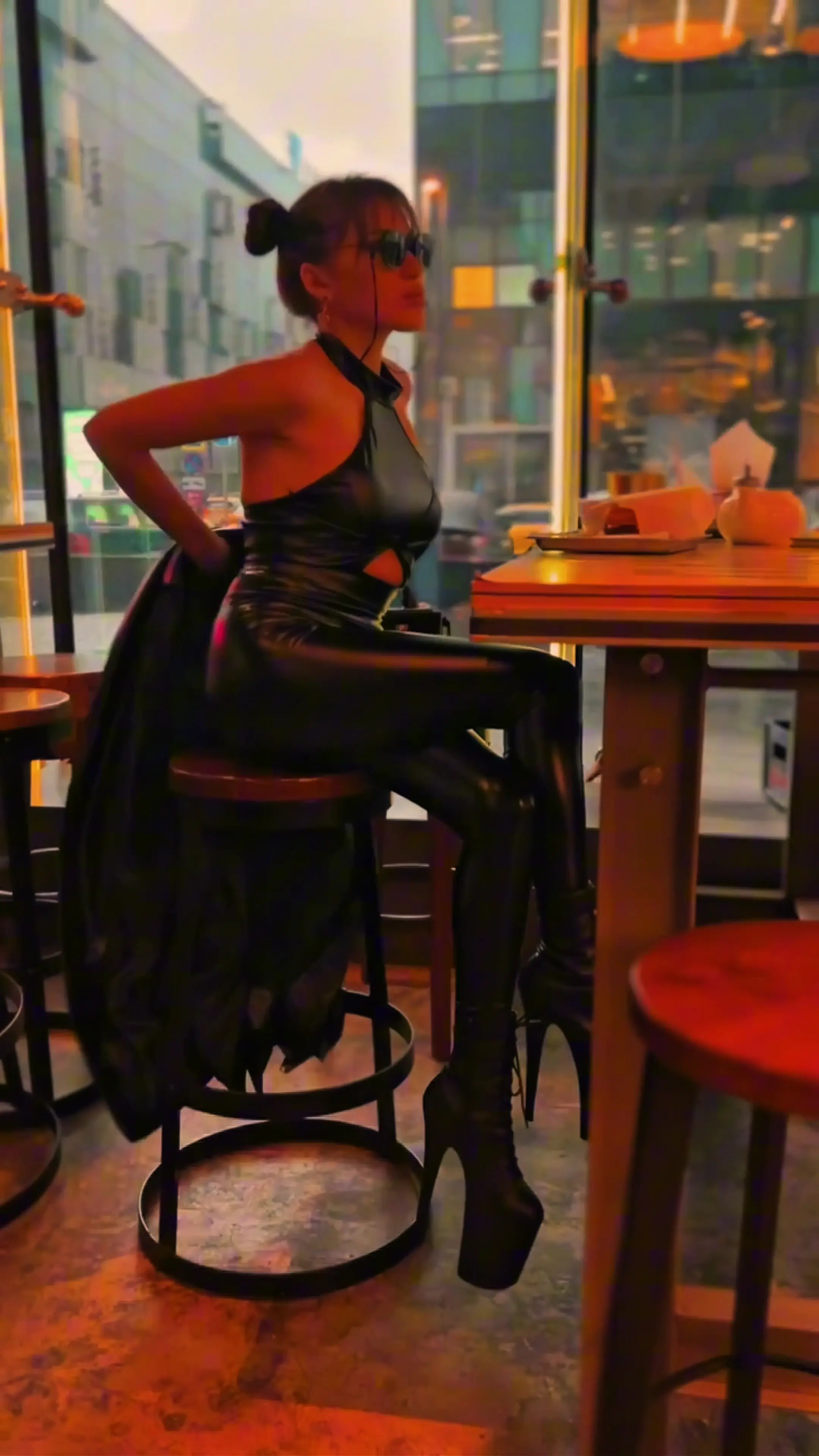 Exclusive Leak: Latex Princess Julia - Temptation and appetite: the perfect duo - Stream in FullHD | Hotleakxxx.com