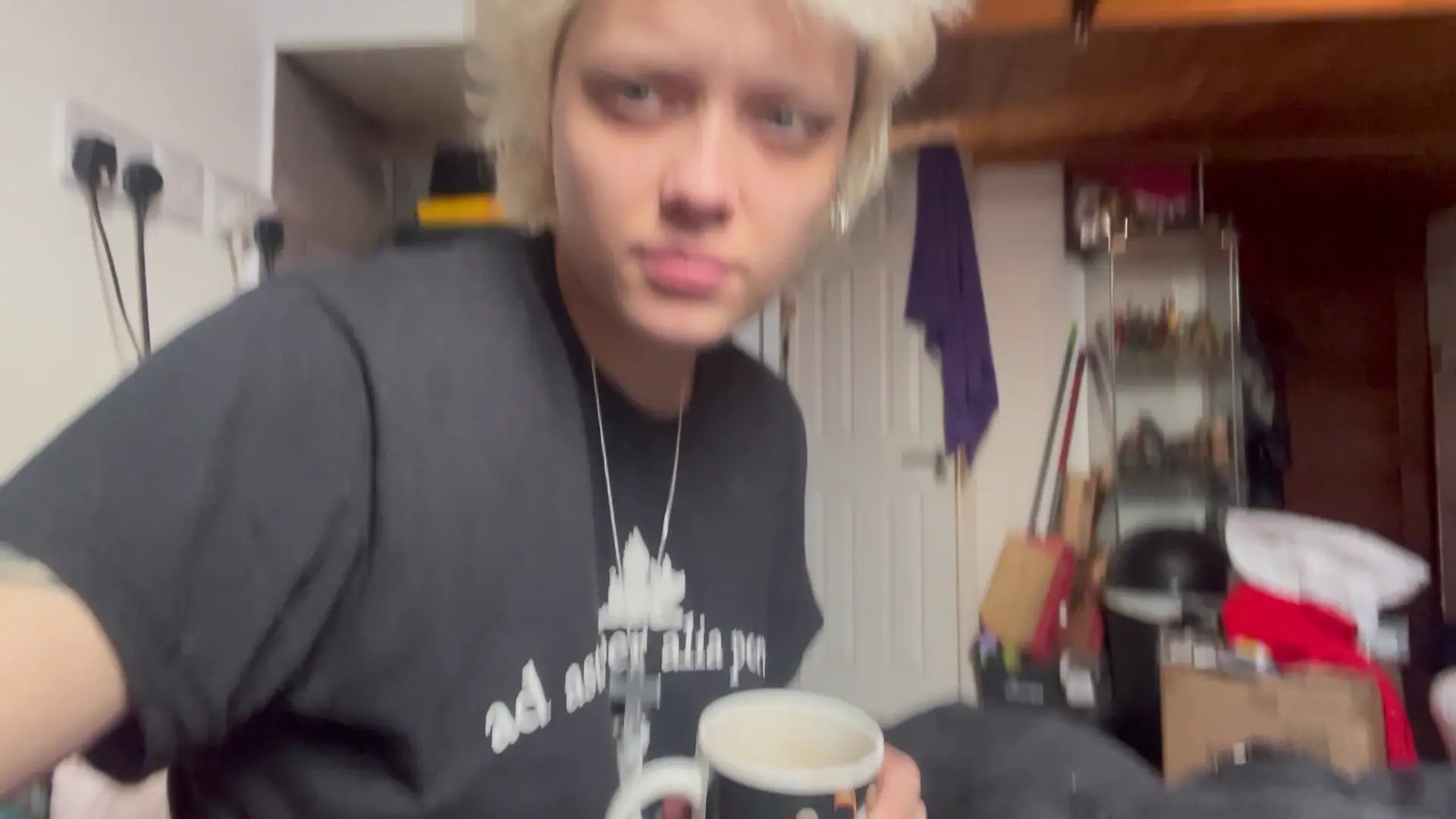 Exclusive Leak: glitterqueen1999 - drinking a sfw coffee again - Stream in FullHD | Hotleakxxx.com