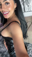 Dellasmith - Try on  my new black latex dress