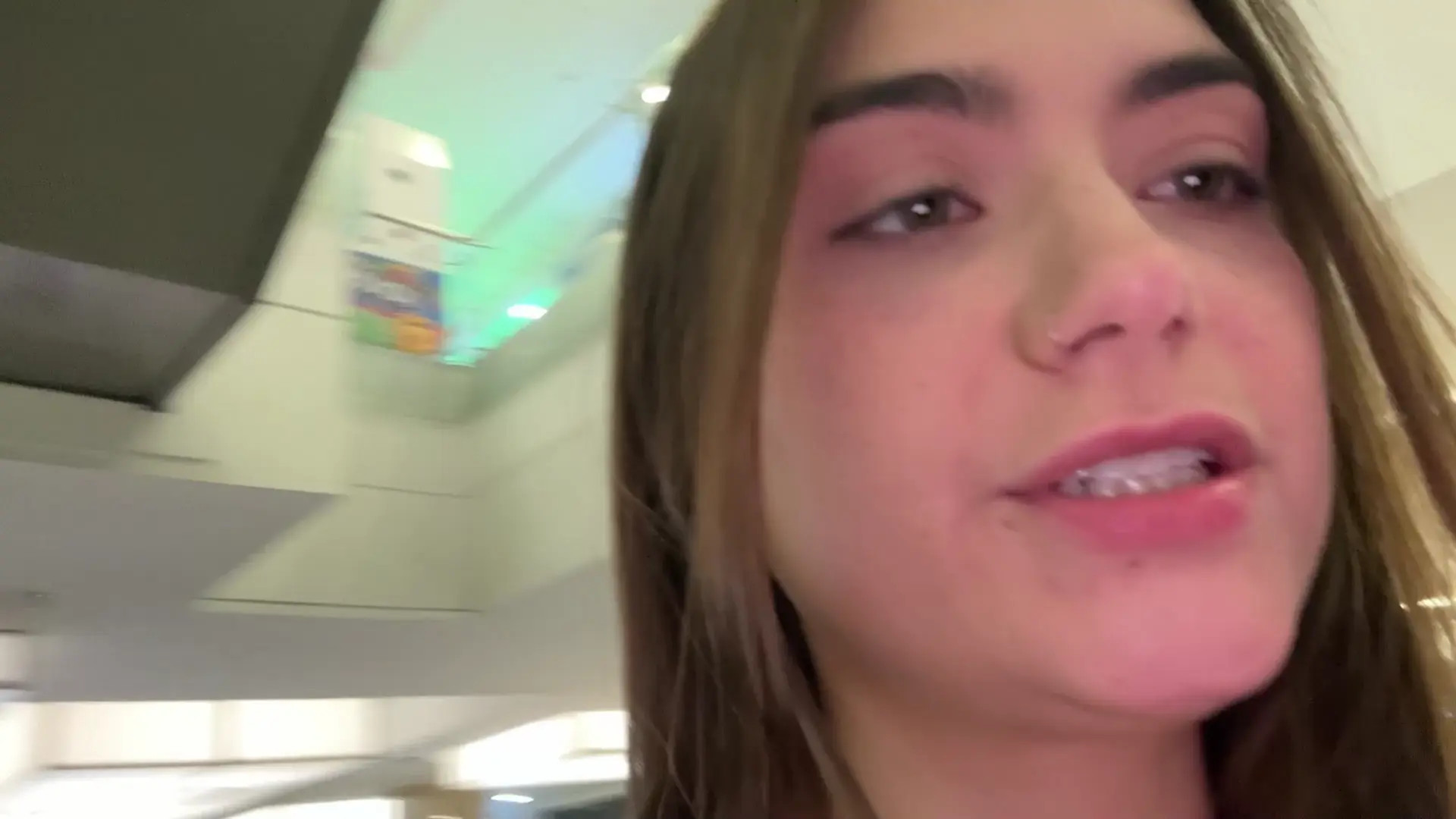 Exclusive Leak: AlannaRusselll - Eating California Sushi at the Mall - Stream in FullHD | Hotleakxxx.com