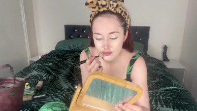 Ellielouise23 - Part 2 doing my make up