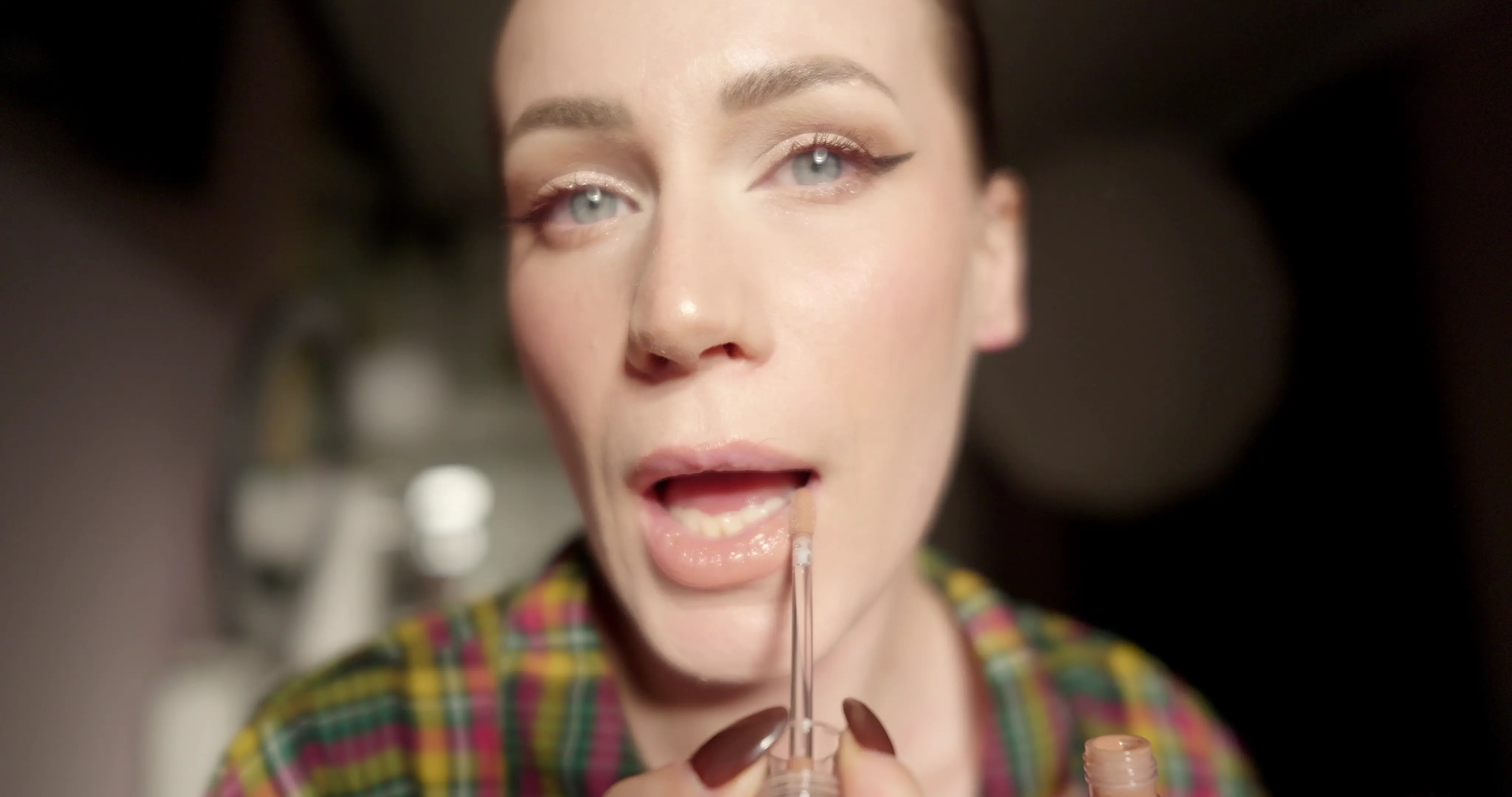 Exclusive Leak: Mayaeyes - A glossy little secret - Stream in FullHD | Hotleakxxx.com